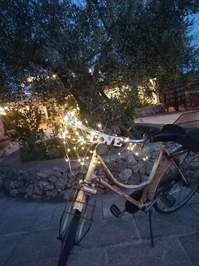 Masseria Agriturismo Il Sorriso Degli Ulivi - Dimora Di Charme Gallipoli Exterior foto